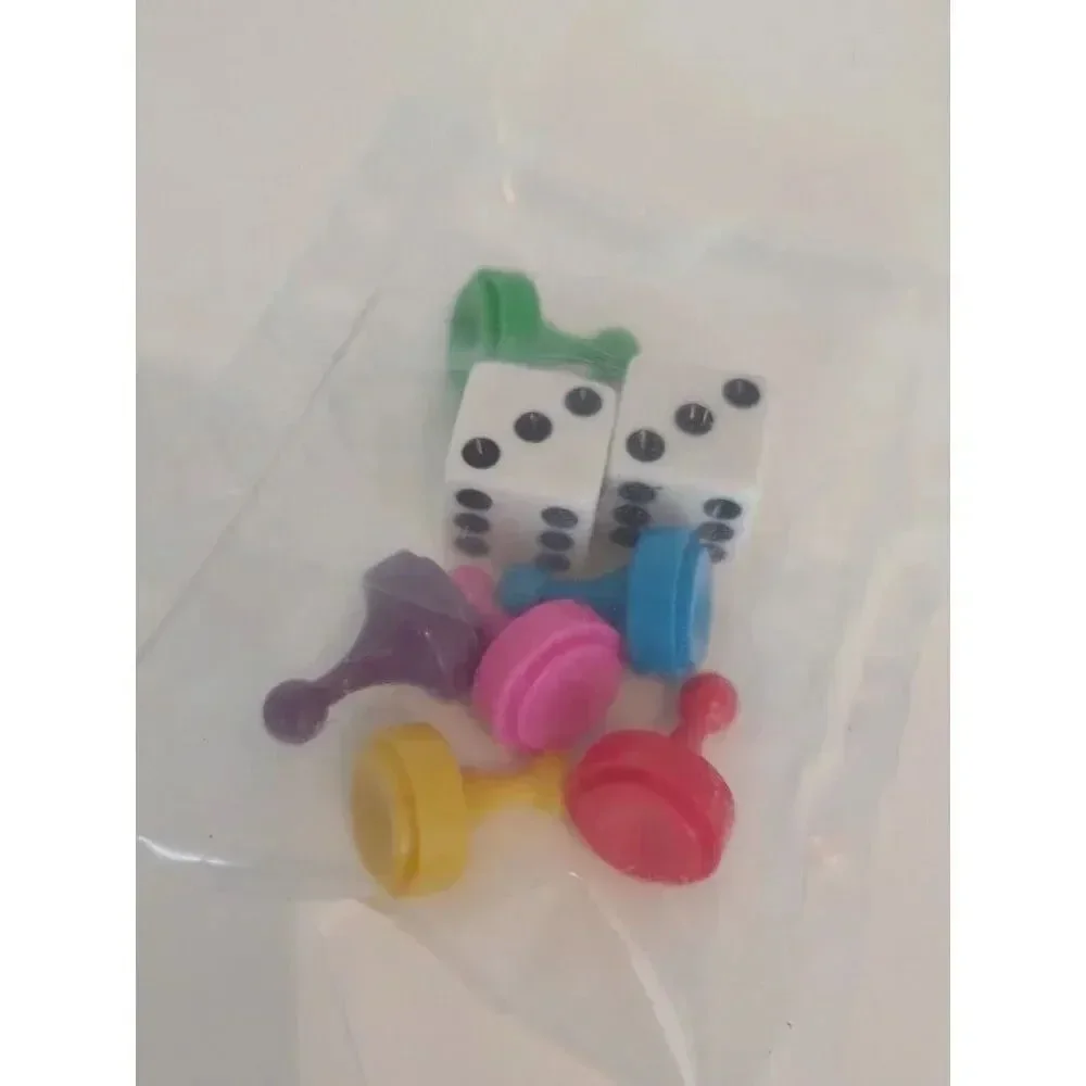 Clue Game Pieces Dice and tokens for 2018 Classic Mystery #A5826